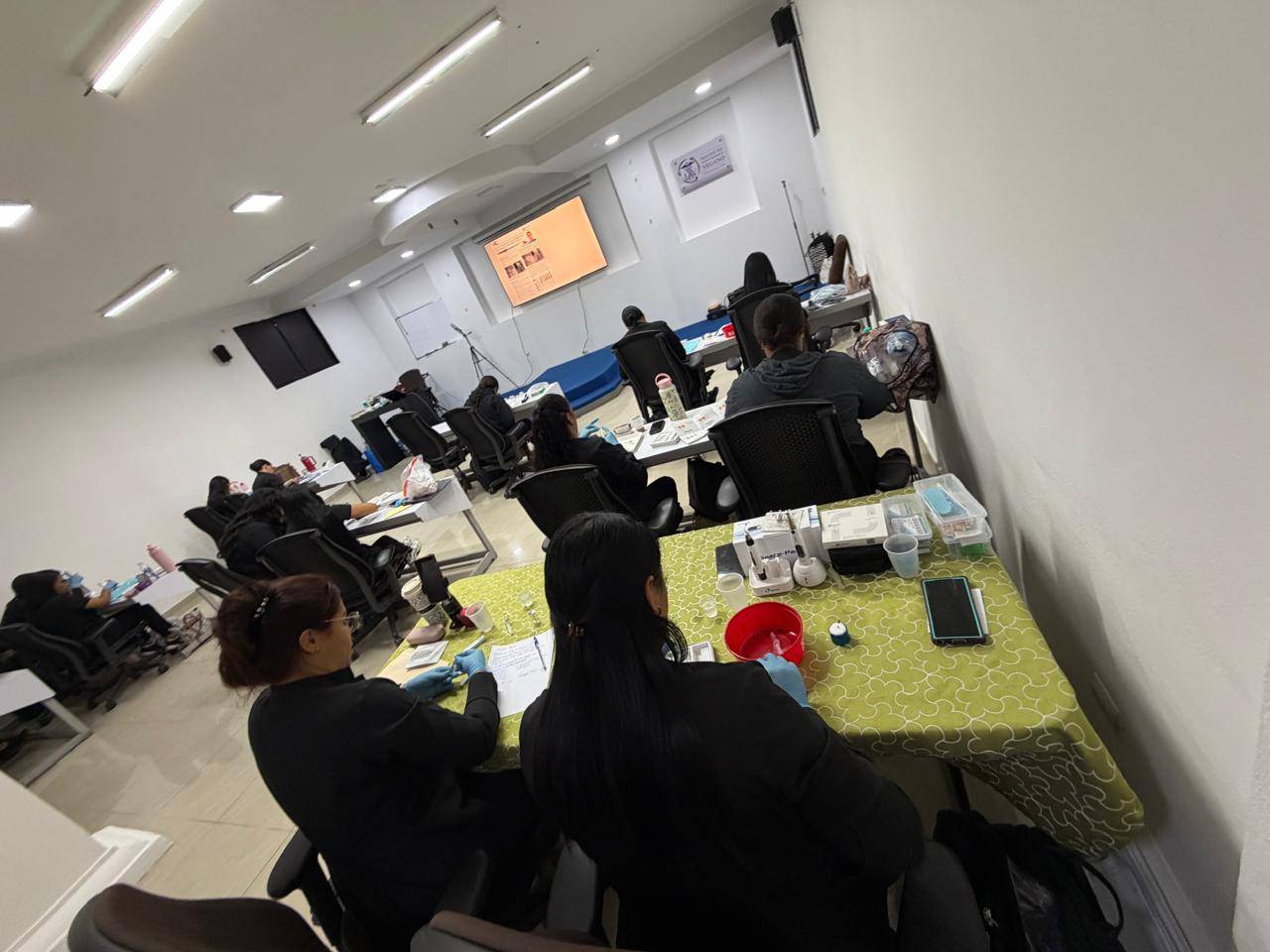 Endodontic training course at UNPHU led by Dra. Sheila Burdiez